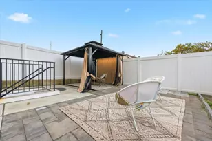 519 Liberty Ave, Jersey City, NJ 07307 - Photo 31