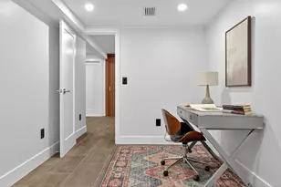 31 Bayview Ave, Jersey City, NJ 07305 - Photo 23