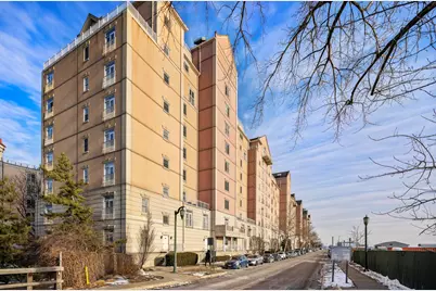 206 Shearwater Ct West #65, Jersey City, NJ 07305 - Photo 17