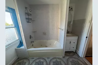 68 Danforth Ave, Jersey City, NJ 07304 - Photo 15