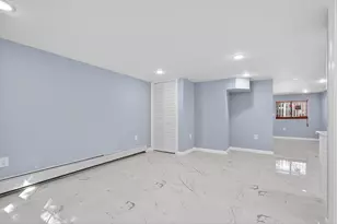 43 Sycamore Rd, Jersey City, NJ 07305 - Photo 11