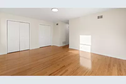 219 South St, Jersey City, NJ 07307 - Photo 29