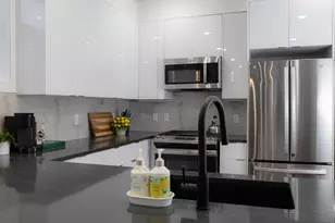 39 Boyd Ave, Jersey City, NJ 07304 - Photo 13