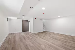 99 Thorne St, Jersey City, NJ 07307 - Photo 23