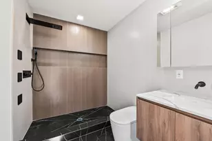 99 Thorne St, Jersey City, NJ 07307 - Photo 17