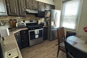 1614 86th St, North Bergen, NJ 07047 - Photo 3