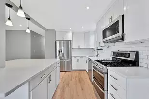 59 Hauxhurst Ave, Weehawken, NJ 07806 - Photo 1