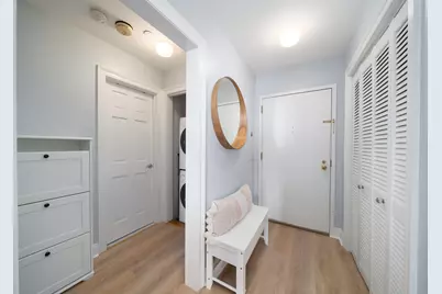 100 Shearwater Ct East #43, Jersey City, NJ 07305 - Photo 13