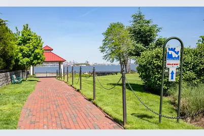 100 Shearwater Ct East #43, Jersey City, NJ 07305 - Photo 25