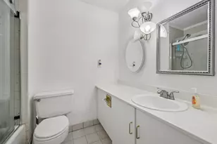 7000 Blvd E, Guttenberg, NJ 07093 - Photo 15