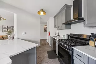 7000 Blvd E, Guttenberg, NJ 07093 - Photo 5