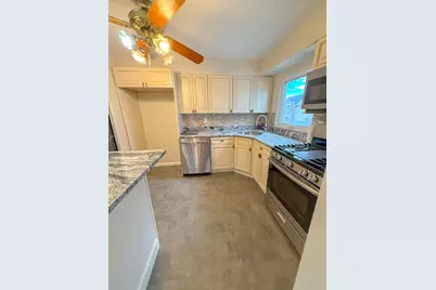 223 Day Ave, Cliffside Park, NJ 07010 - Photo 9