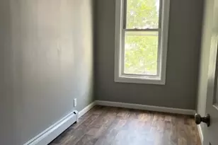 645 Jefferson St, Jersey City, NJ 07307 - Photo 9