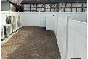 172 New York Ave, Jersey City, NJ 07307 - Photo 9