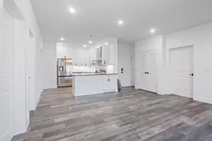 521 10th St, Union City, NJ 07087 - Photo 3