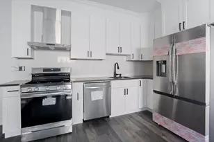 521 10th St, Union City, NJ 07087 - Photo 3