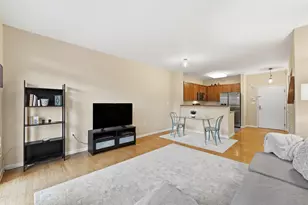 4 Constellation Pl, Jersey City, NJ 07305 - Photo 11