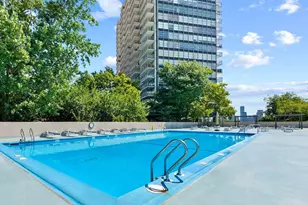 6040 Blvd E, West New York, NJ 07093 - Photo 3