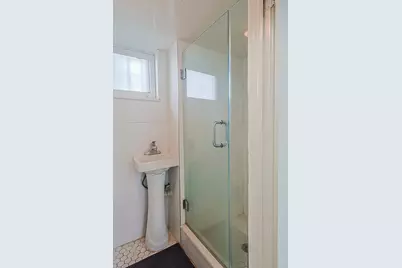 711 74th St, North Bergen, NJ 07047 - Photo 25