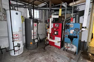 326 Stegman Pkwy, Jersey City, NJ 07305 - Photo 17