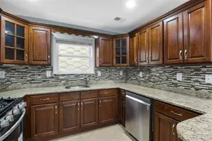 150 Congress St, Jersey City, NJ 07307 - Photo 7