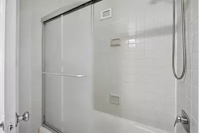 7002 Blvd East #8C, Guttenberg, NJ 07093 - Photo 17