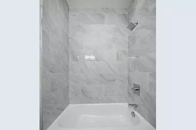 77 Boyd Ave, Jersey City, NJ 07304 - Photo 23