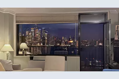 380 Mountain Rd #1806, Union City, NJ 07087 - Photo 5