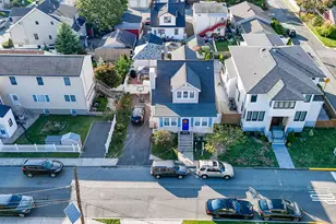 1041 Stonewall Ln, Secaucus, NJ 07094 - Photo 3