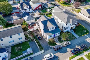 1041 Stonewall Ln, Secaucus, NJ 07094 - Photo 7