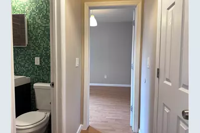 160 Vroom St #27, Jersey City, NJ 07306 - Photo 3