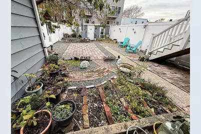 125 Poplar St, Jersey City, NJ 07307 - Photo 41