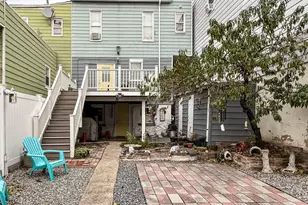 125 Poplar St, Jersey City, NJ 07307 - Photo 43