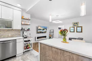 875 Blvd E, Weehawken, NJ 07086 - Photo 9