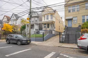 107 Randolph Ave, Jersey City, NJ 07035 - Photo 3