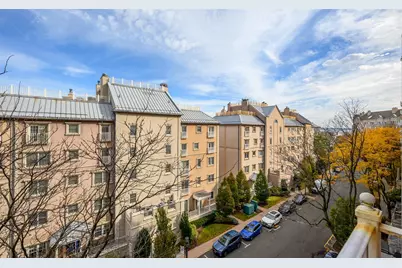 207 Shearwater Ct West #54, Jersey City, NJ 07305 - Photo 33