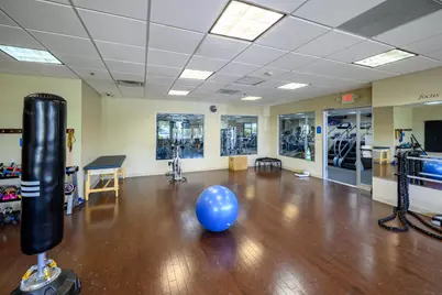 207 Shearwater Ct West #54, Jersey City, NJ 07305 - Photo 15