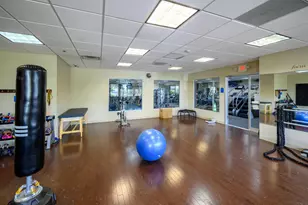 207 Shearwater Ct W, Jersey City, NJ 07305 - Photo 15