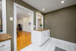 207 Shearwater Ct W, Jersey City, NJ 07305 - Photo 5