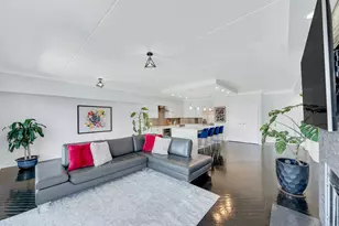 1077 River Rd, Edgewater, NJ 07020 - Photo 7