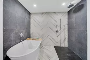 1077 River Rd, Edgewater, NJ 07020 - Photo 21