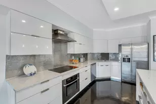 1077 River Rd, Edgewater, NJ 07020 - Photo 11