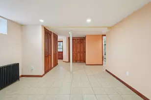 55 Metuchen Ave, Woodbridge Township, NJ 07095 - Photo 17