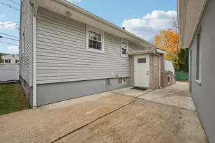 55 Metuchen Ave, Woodbridge Township, NJ 07095 - Photo 31