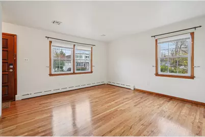 55 Metuchen Ave, Woodbridge Township, NJ 07095 - Photo 5