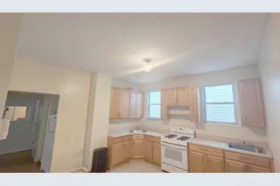 164 Bayview Ave, Jersey City, NJ 07305 - Photo 17