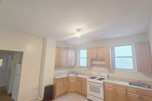 164 Bayview Ave, Jersey City, NJ 07305 - Photo 17