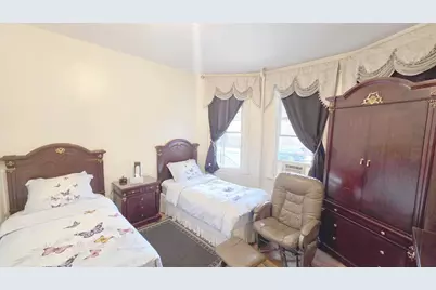 164 Bayview Ave, Jersey City, NJ 07305 - Photo 11