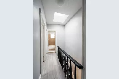 233 Bidwell Ave, Jersey City, NJ 07305 - Photo 7