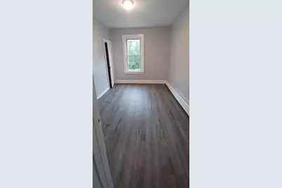 35 Orient Ave, Jersey City, NJ 07305 - Photo 7